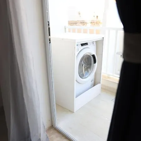 Stylish 2br With Private Terrace In By 360 Estates Апартаменты