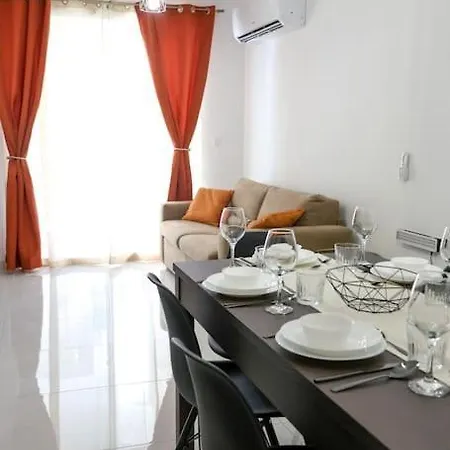 Апартаменты Stylish 2br With Private Terrace In By 360 Estates