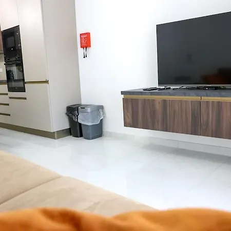 Апартаменты Stylish 2br With Private Terrace In By 360 Estates Мсида