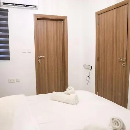 Апартаменты Stylish 2br With Private Terrace In By 360 Estates
