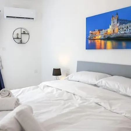 Stylish 2br With Private Terrace In By 360 Estates *