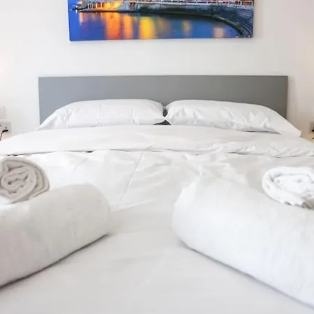 Appartamento Stylish 2br With Private Terrace In By 360 Estates Msida