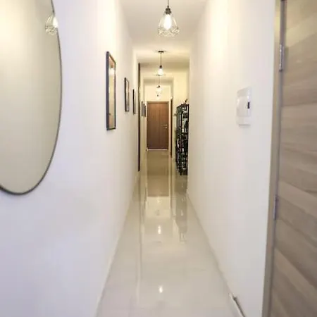 Stylish 2br With Private Terrace In By 360 Estates * Msida