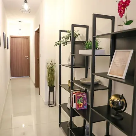 Stylish 2br With Private Terrace In By 360 Estates *